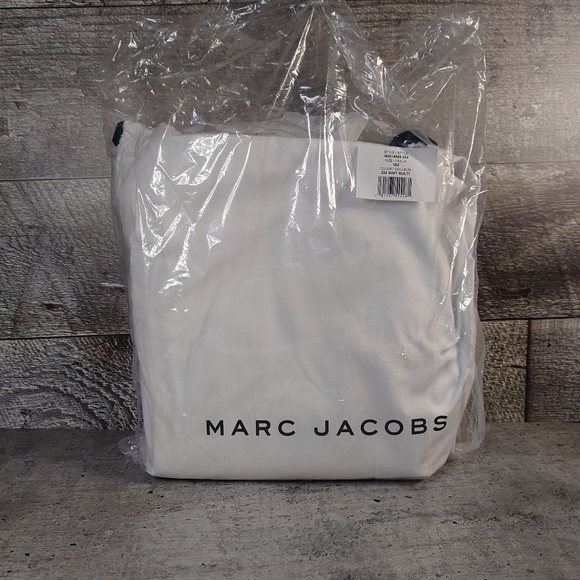 Marc Jacobs Large Tote - Picture 6 of 6
